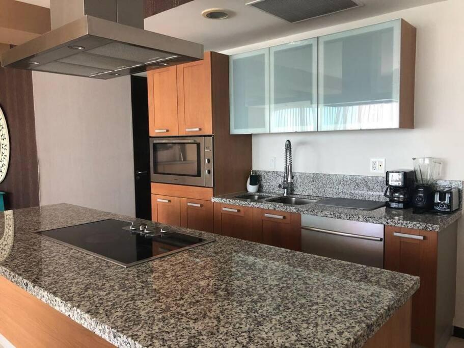Departamento De Lujo Vista Al Mar Piso 15 Apartment มาซาตลัน ภายนอก รูปภาพ